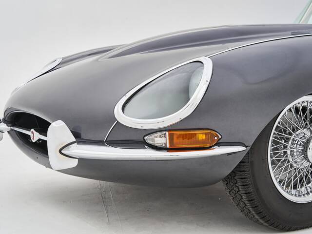 Jaguar E-Type 4.2