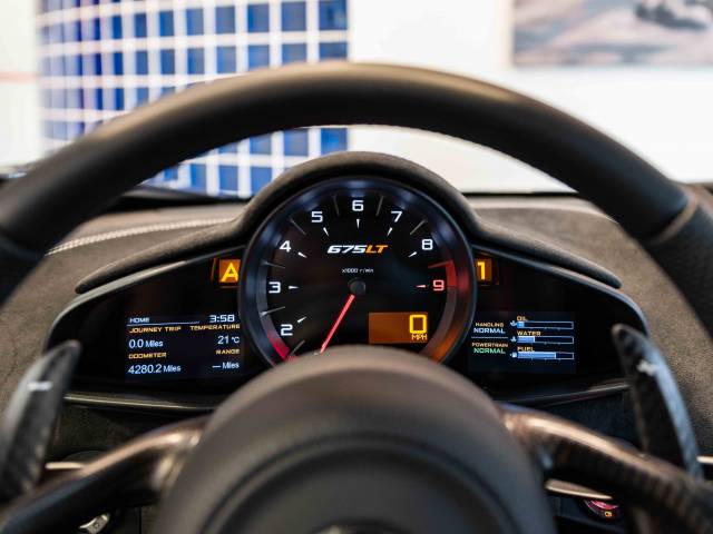 McLaren 675LT