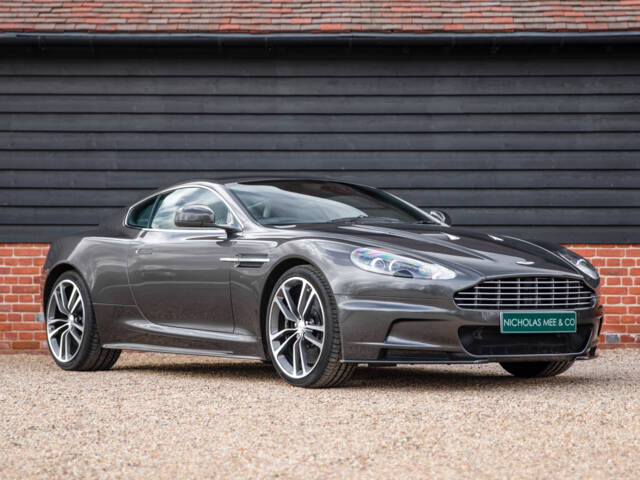 Image 1/71 de Aston Martin DBS (2011)