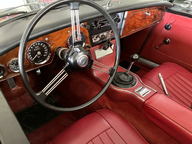 Austin-Healey 3000 Mk III (BJ8)