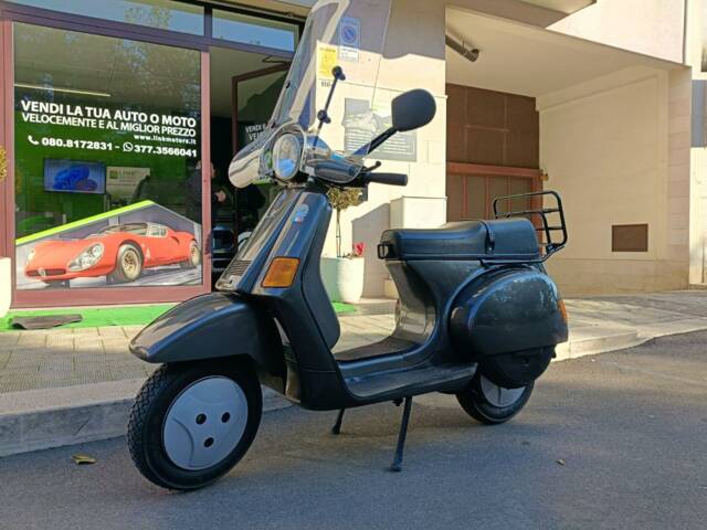 Piaggio Vespa Cosa 125