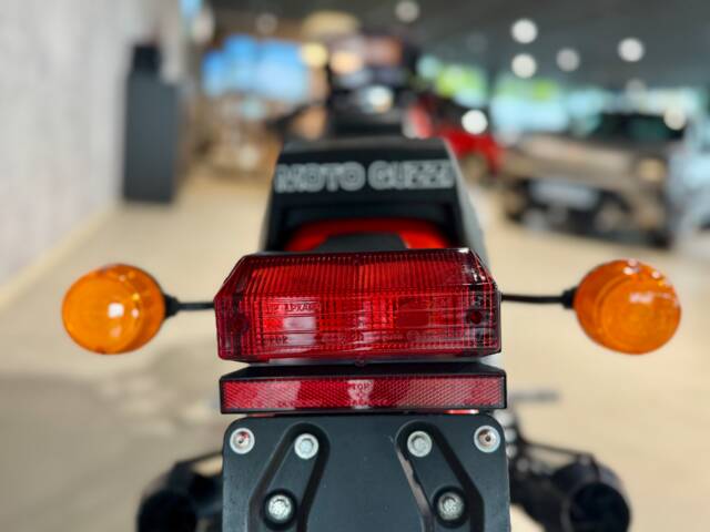 Moto Guzzi 850 LeMans