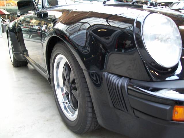 Porsche 911 Carrera 3.2 (WTL)