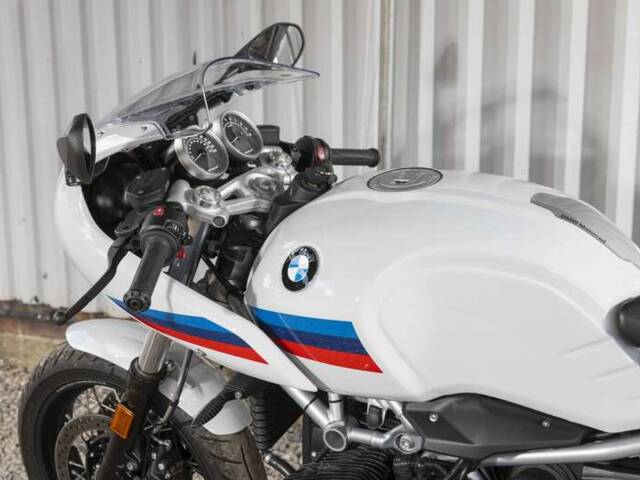 BMW R NineT