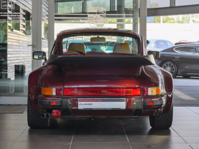 Porsche 911 Turbo 3.3