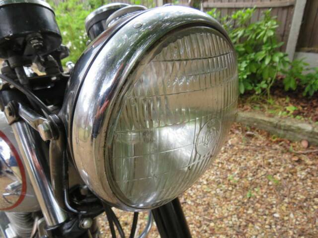 BSA DBD 34 Gold Star