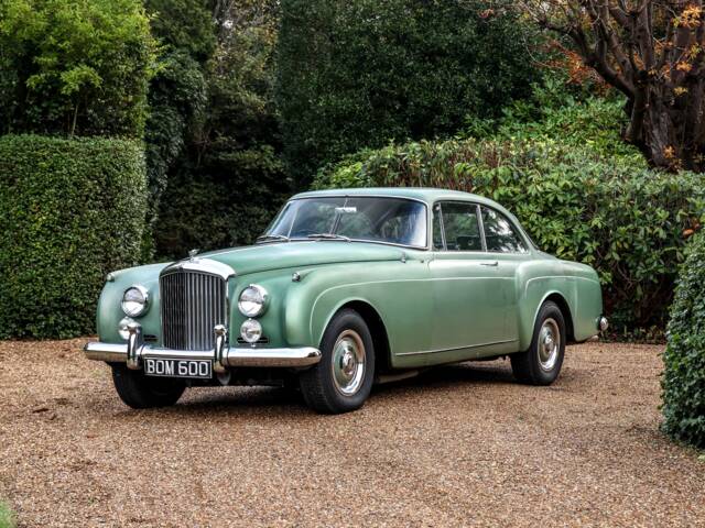 Image 1/43 of Bentley S 2 Continental (1961)