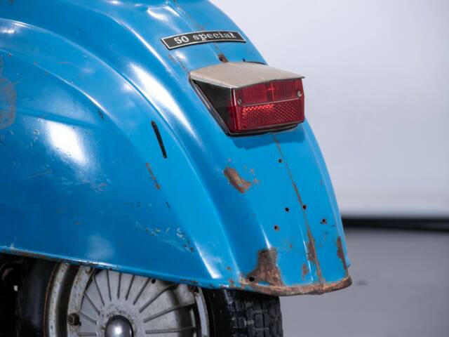 Piaggio Vespa 50 Special