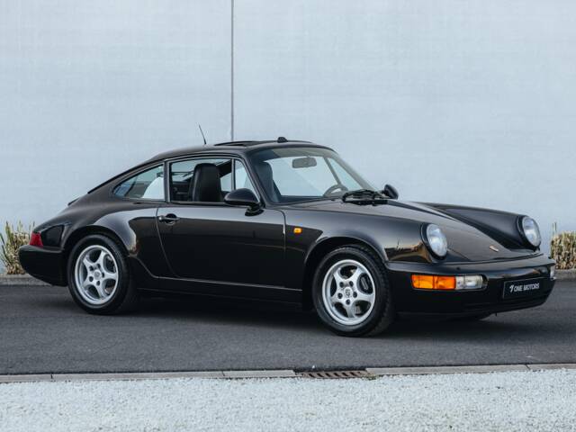 Porsche 911 Carrera 4