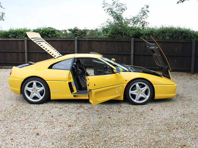 Ferrari F 355 GTS