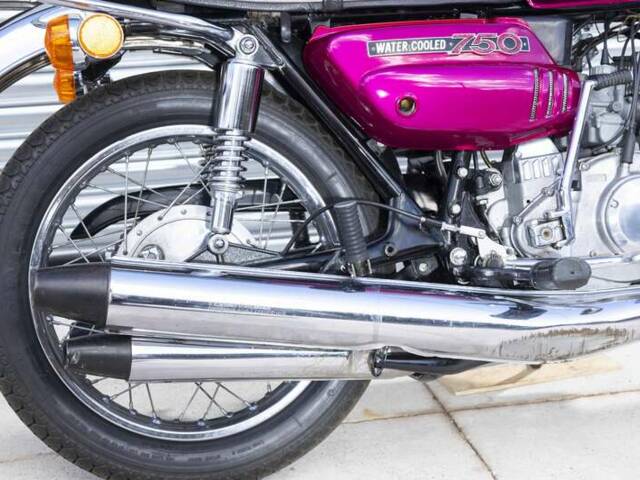 Suzuki GT 750