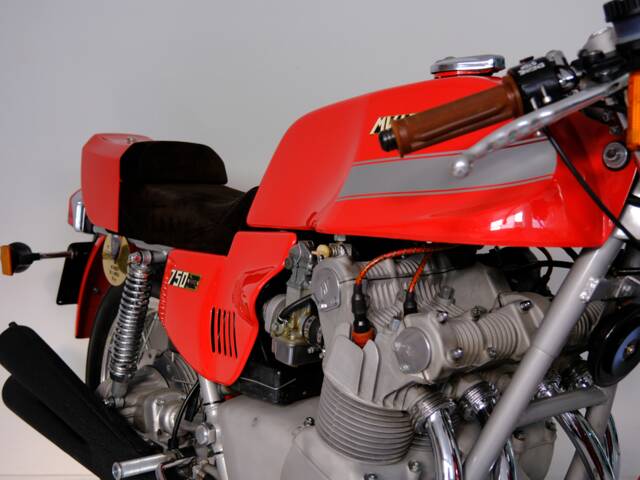MV Agusta 750 S America