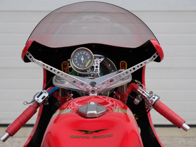 Moto Guzzi V7 850 GT