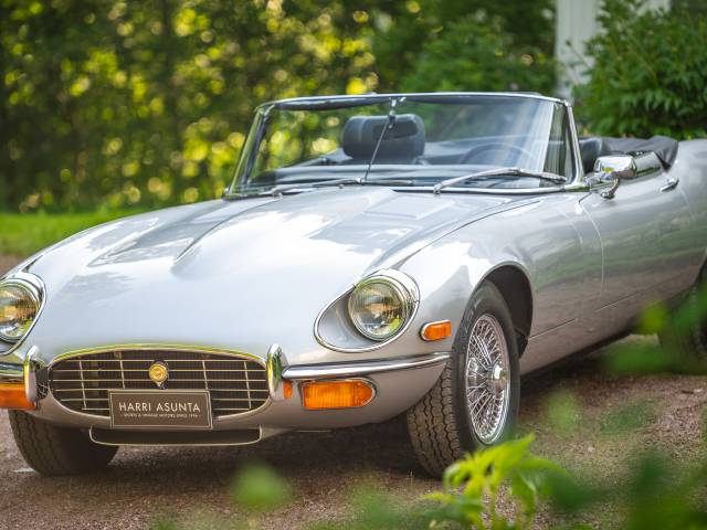Jaguar E-Type V12