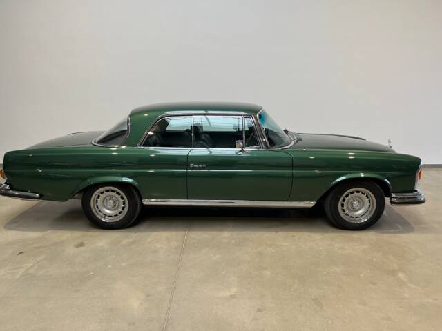 Mercedes-Benz 280 SE 3,5
