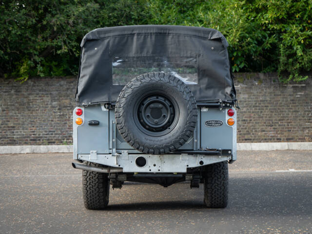 Land Rover 109