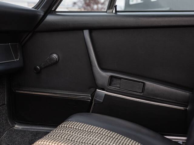 Porsche 911 2.4 T