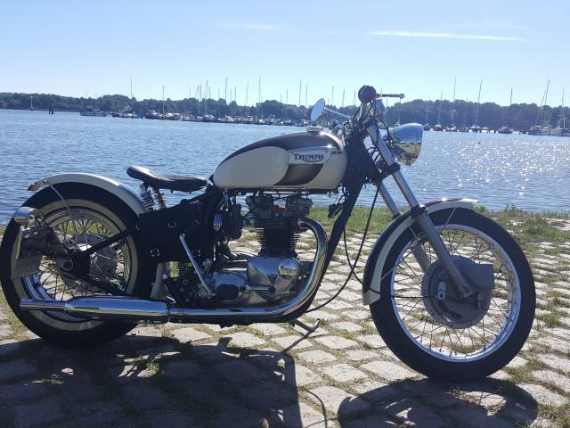 Afbeelding 1/9 van Triumph DUMMY (1971)