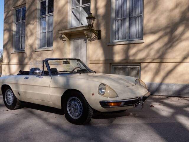 Alfa Romeo 2000 Spider Veloce
