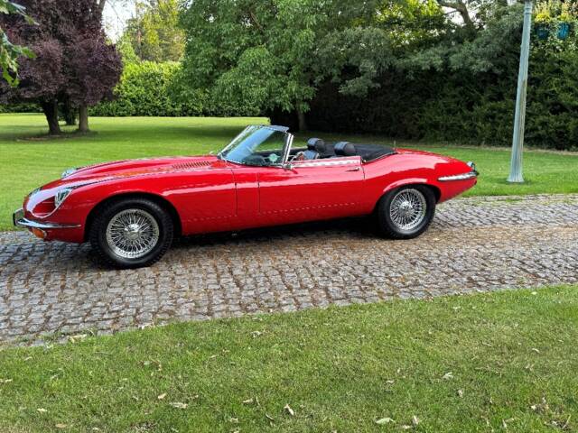 Jaguar E-Type V12