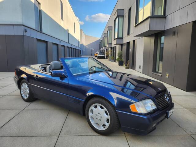 Bild 1/16 von Mercedes-Benz SL 320 (1995)