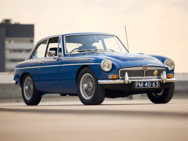 MG MGC GT