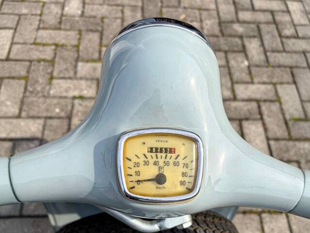 Piaggio Vespa 125