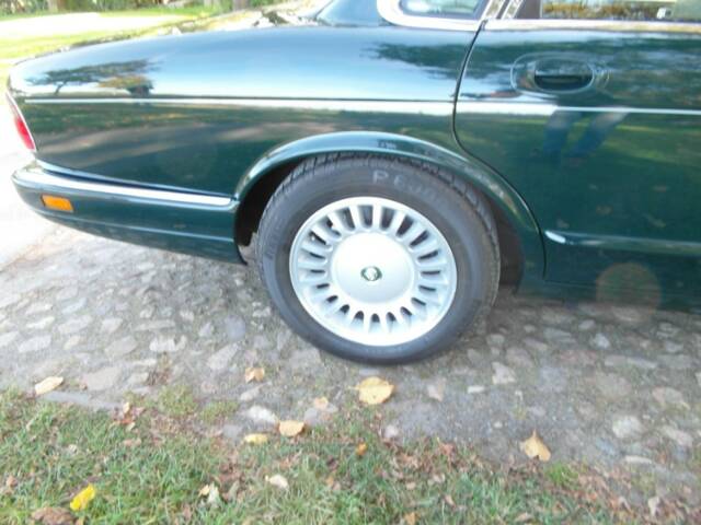 Jaguar XJ12 6.0
