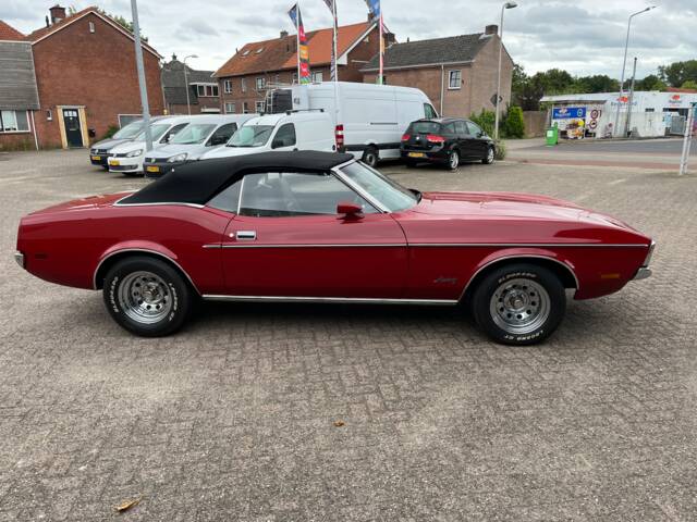 Ford Mustang 250
