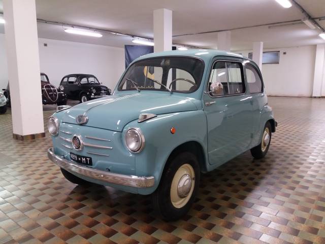 FIAT 600