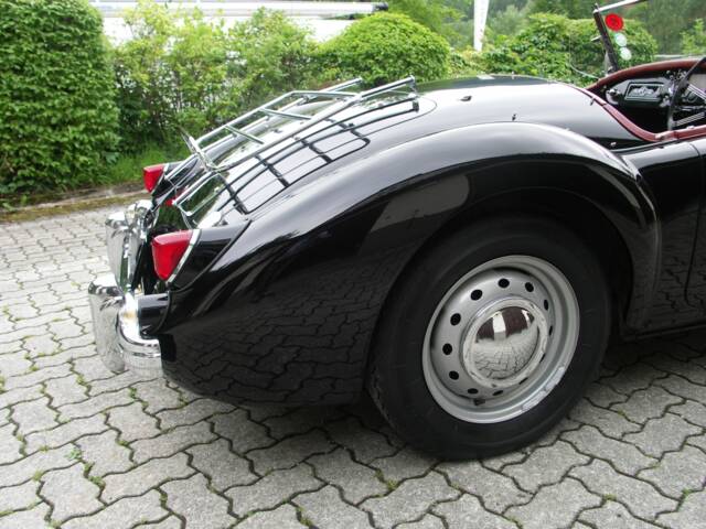 MG MGA 1500