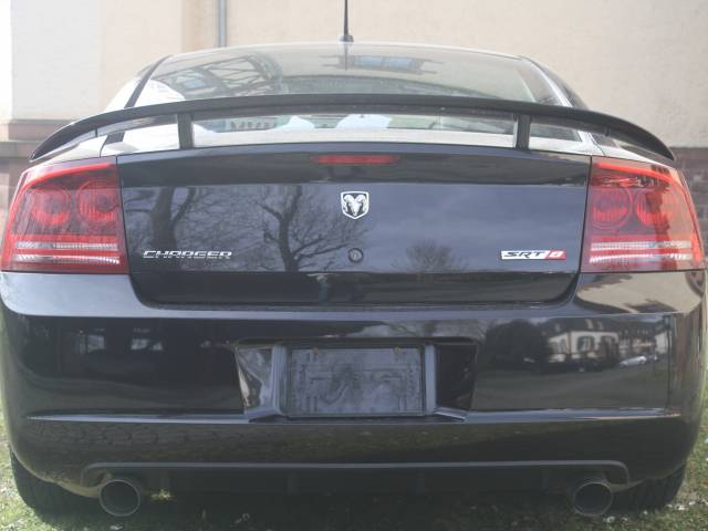 Dodge Charger SRT8