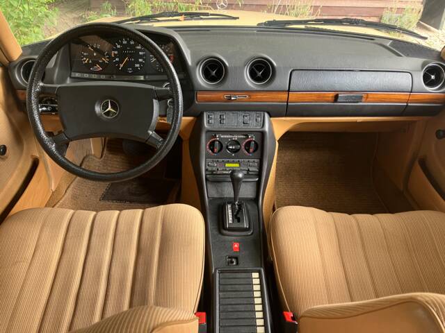 Mercedes-Benz 230 TE