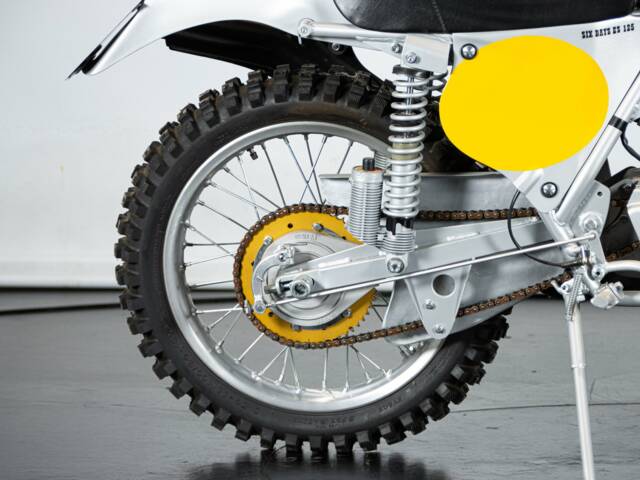 SWM 125 Six Days