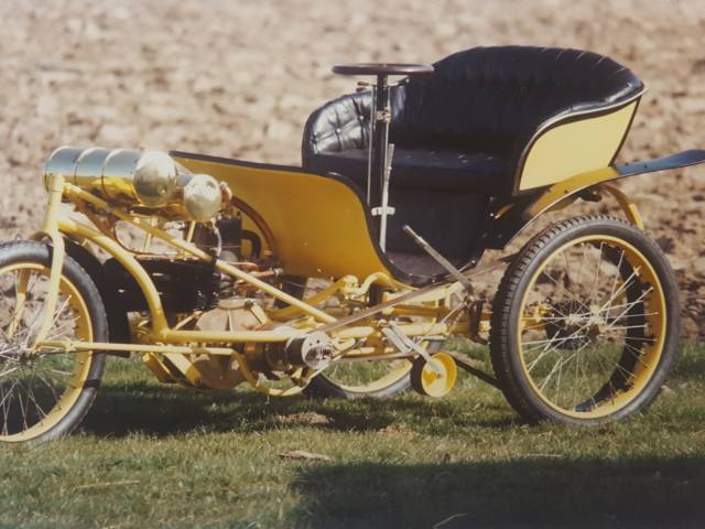 Image 1/8 of Phebus Tricycle (1899)