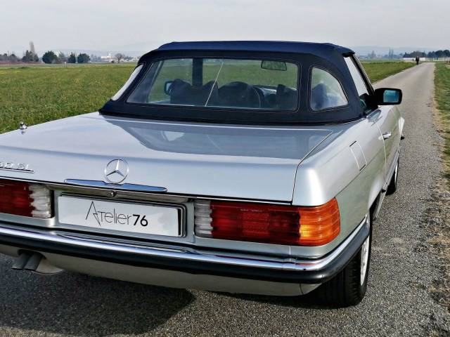 Mercedes-Benz 280 SL - Mercedes-Benz 280 SL face arrière