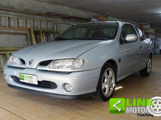 Image 1/9 of Renault Mégane 2.0 16V (1998)
