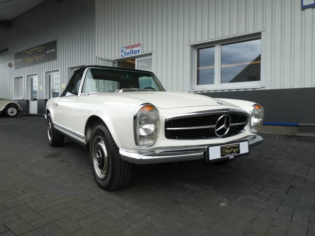 Bild 1/26 von Mercedes-Benz 280 SL (1968)