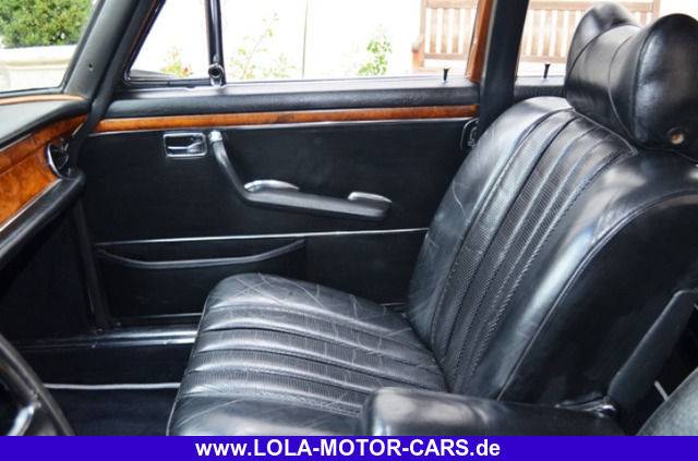 Mercedes-Benz 300 SEL 3.5