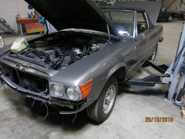 Mercedes-Benz 280 SL