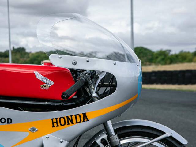 Honda RC 173