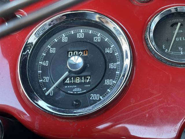 MG MGA 1600