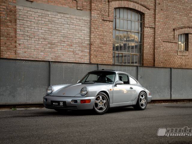 Porsche 911 Carrera 4