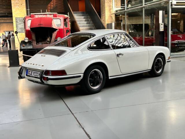 Porsche 911 2.0 E