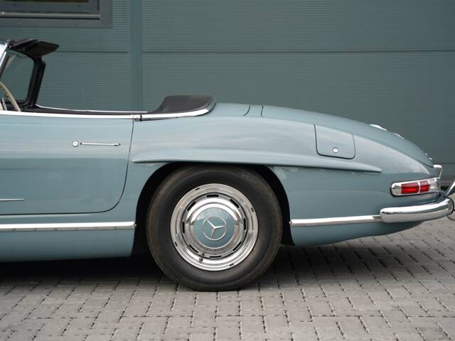 Mercedes-Benz 300 SL Roadster