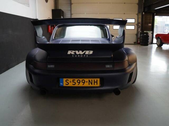 Porsche 911 Carrera