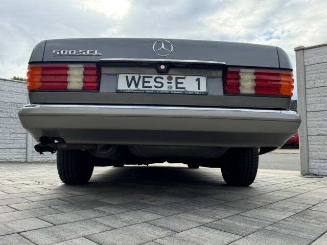 Mercedes-Benz 500 SEL