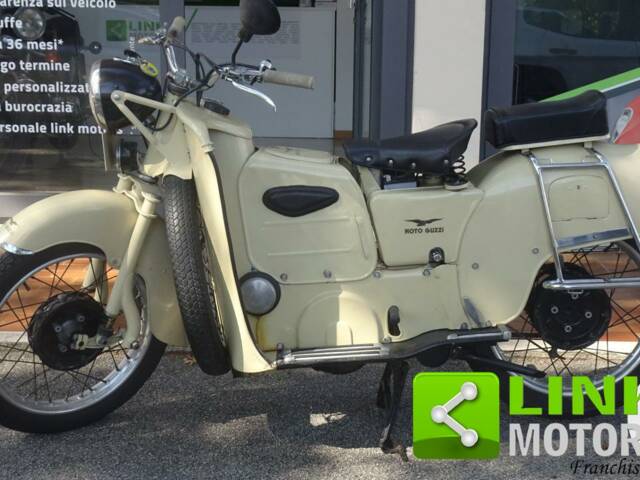 Bild 1/4 von Moto Guzzi DUMMY (1955)