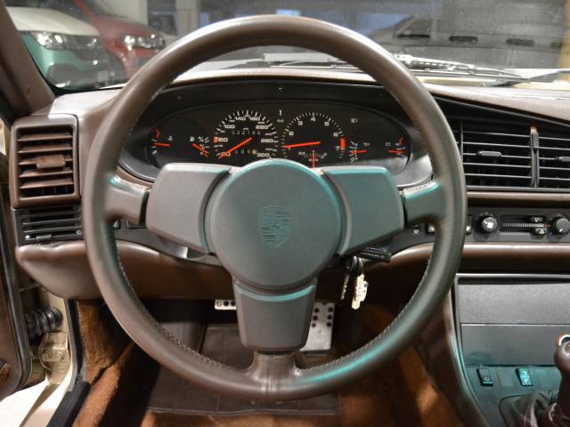 Porsche 944 Turbo