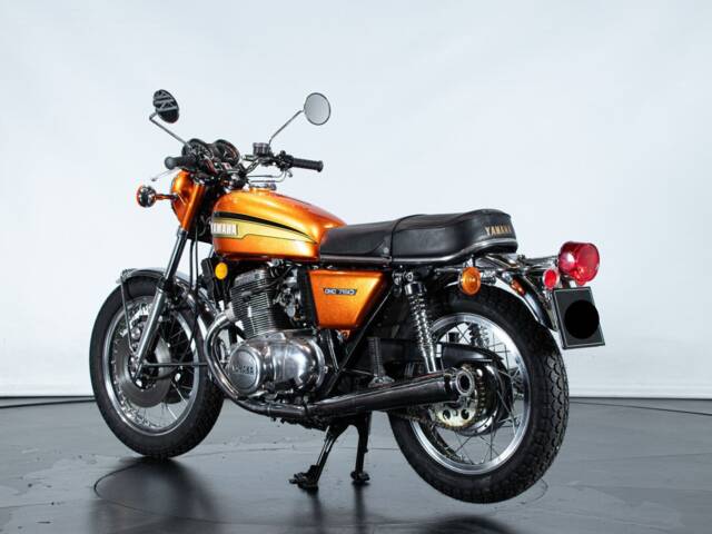 Yamaha TX 750